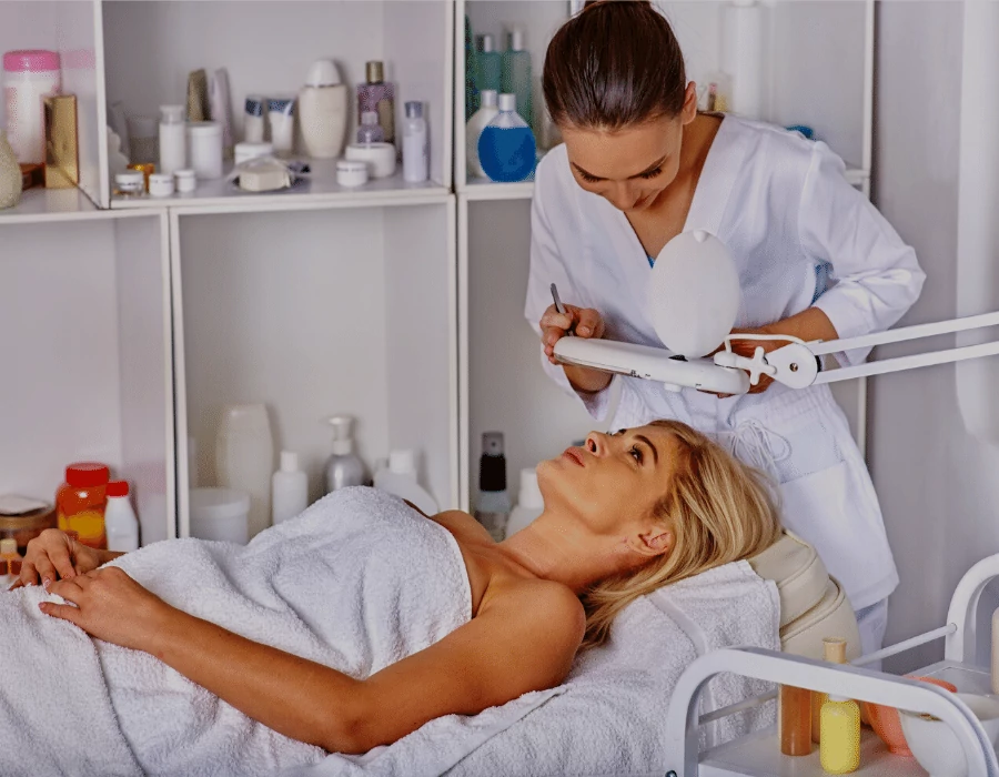 Kozmetikai képzések oktatása